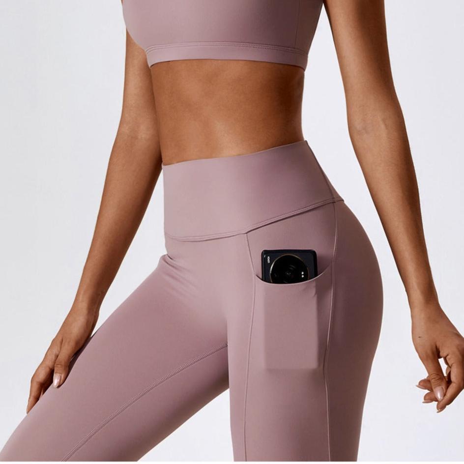 Marni Pocket Leggings - front view | The BB's Box