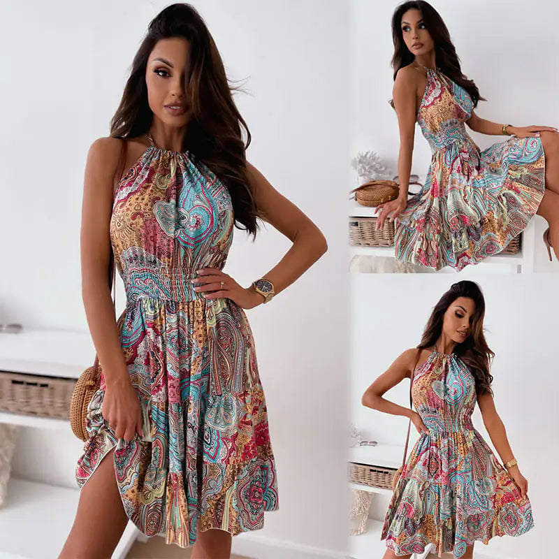 Vestido Boho Floral com Decote nas Costas e Saia Plissada