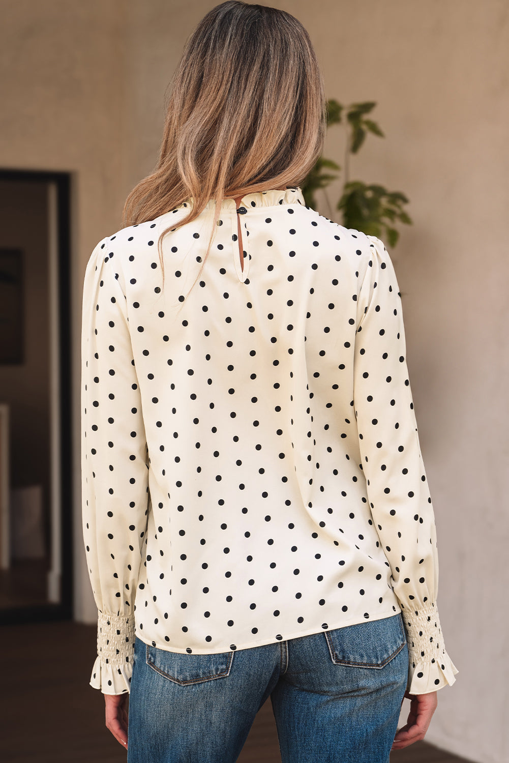 Blusa Catalina com estampa de bolinhas e mangas bufantes