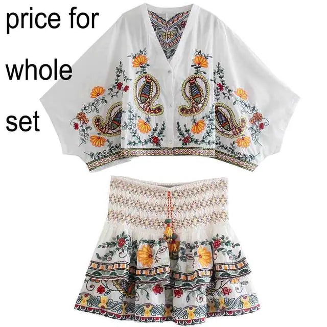 Boho inspired - Floral Embroidery Dress - front view | The BB's Box