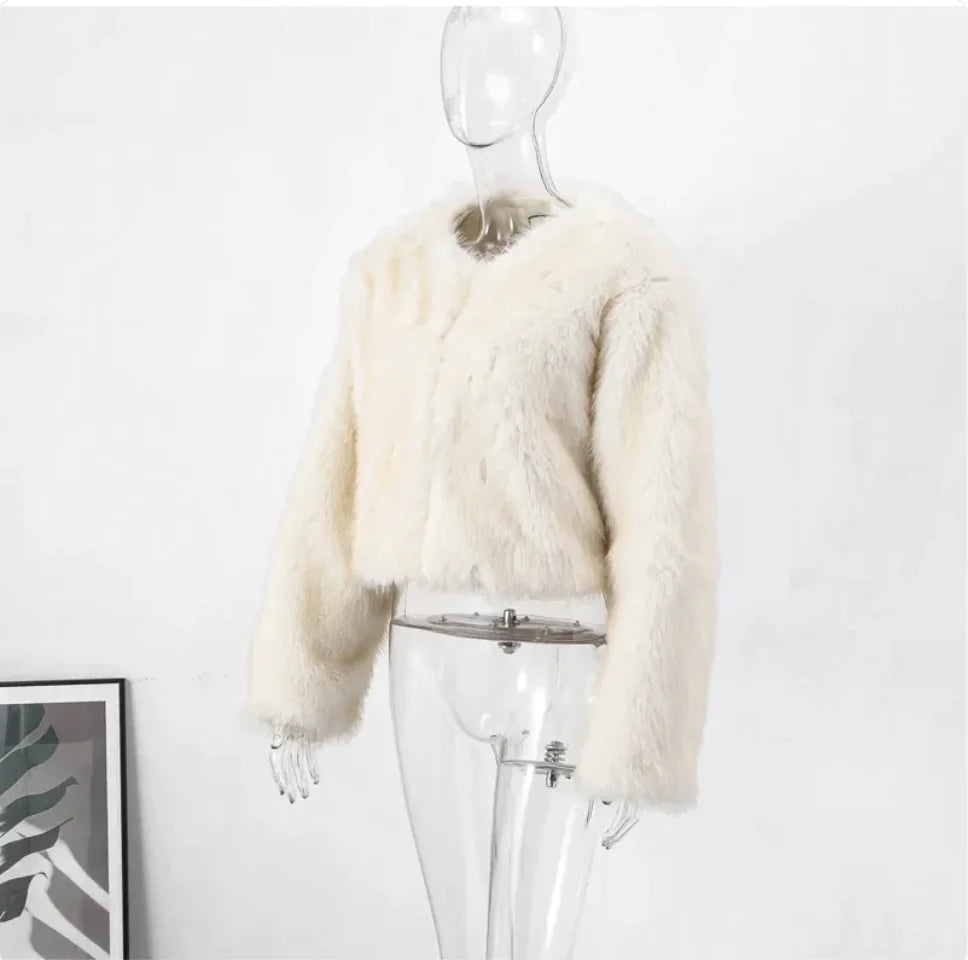 Womens Short Faux Fur Coat - detail view | The BB's Box