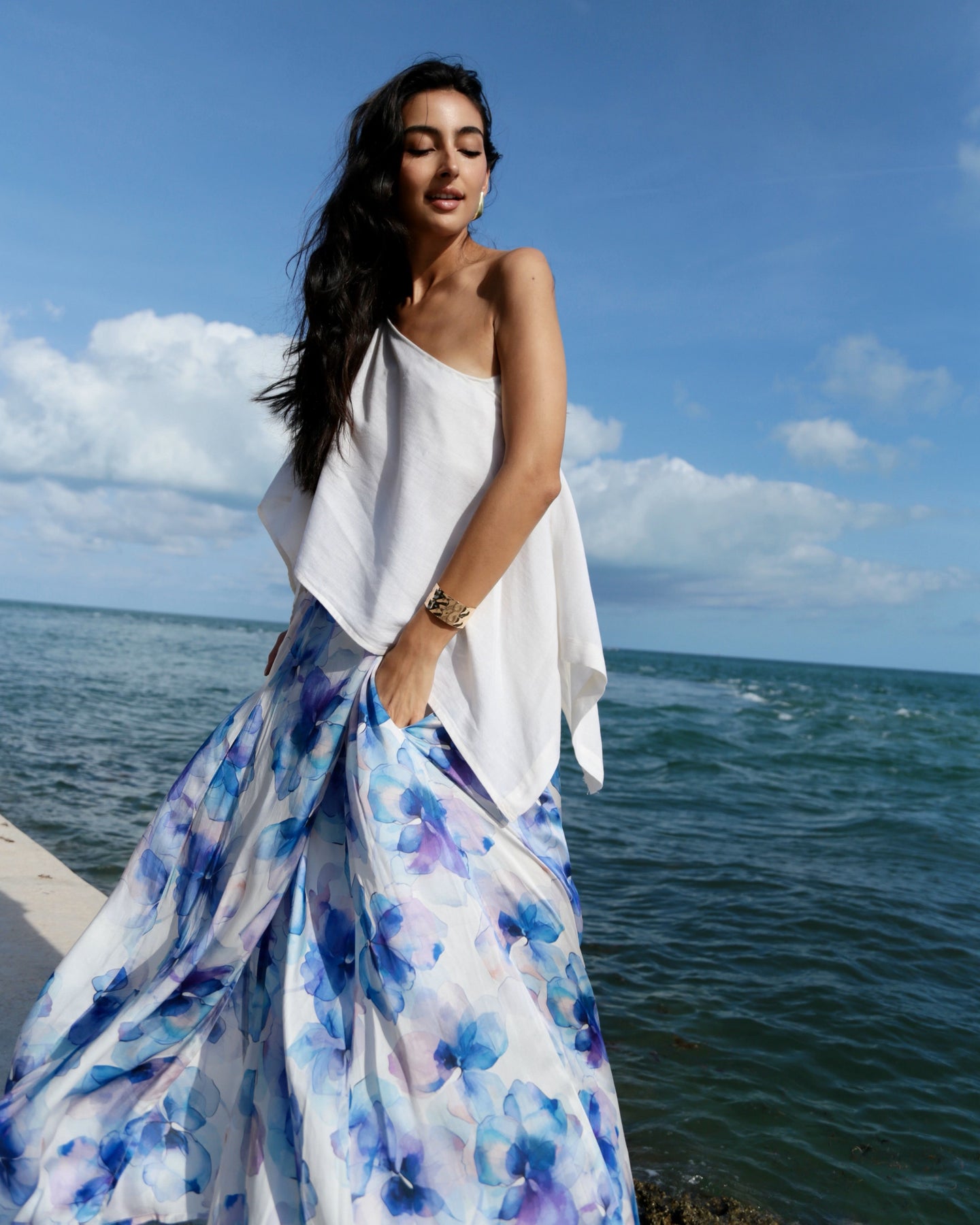 Show Skirt - Azzurra Bloom - close-up | The BB's Box
