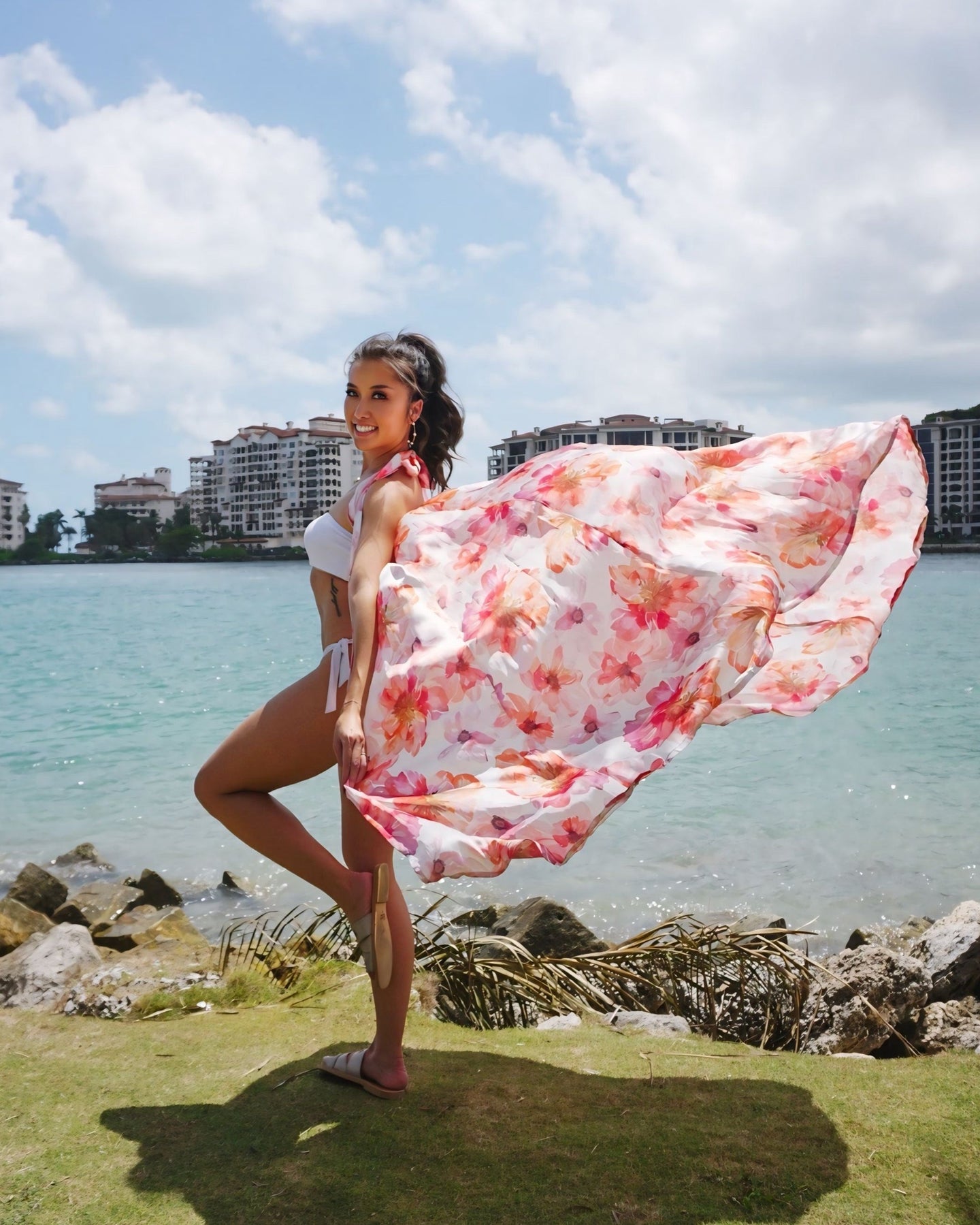 Show Skirt - Sunset Bloom - close-up | The BB's Box